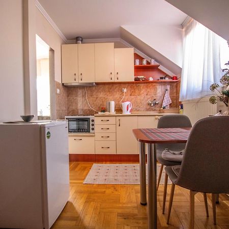 Garden Apartment 2 Subotica Ngoại thất bức ảnh